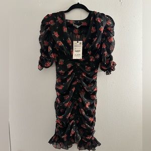 Zara floral dress, size XS. Super cute for fall-winter!